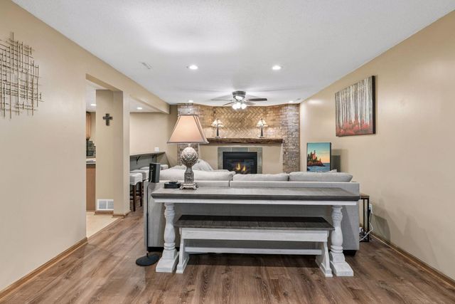 35 Marcin Hill, Burnsville, MN 55337