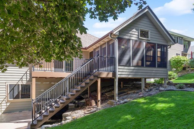 35 Marcin Hill, Burnsville, MN 55337