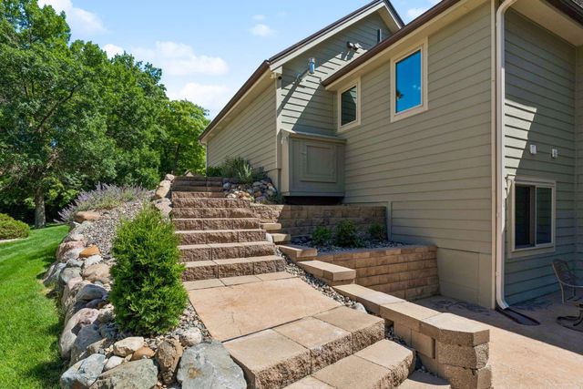 35 Marcin Hill, Burnsville, MN 55337