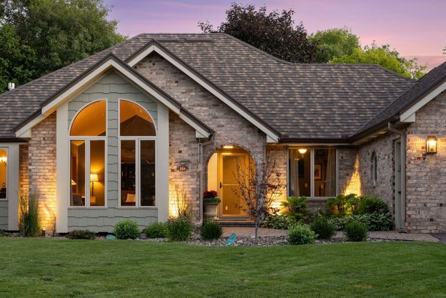 35 Marcin Hill, Burnsville, MN 55337