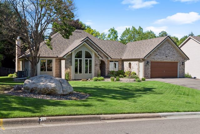 35 Marcin Hill, Burnsville, MN 55337