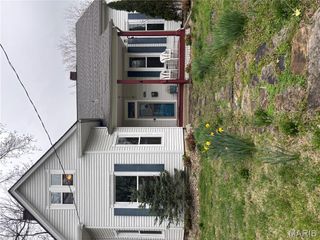911 Grand Avenue, Edwardsville, IL 62025