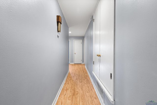 1100 Gardenia Ln., Longview, TX 75601