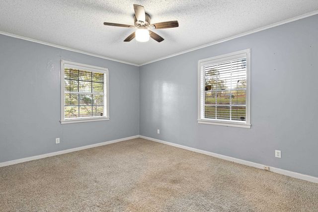 1100 Gardenia Ln., Longview, TX 75601