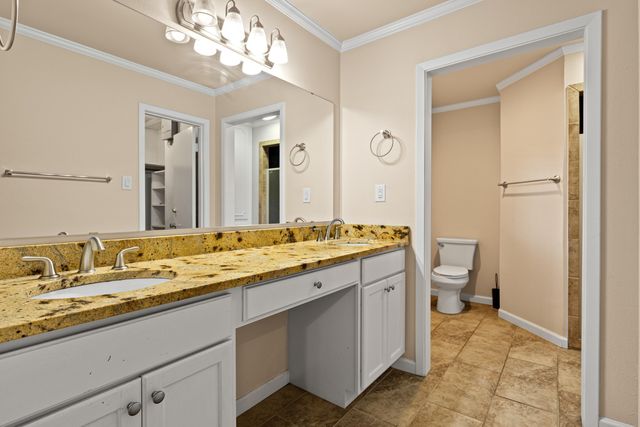 1100 Gardenia Ln., Longview, TX 75601