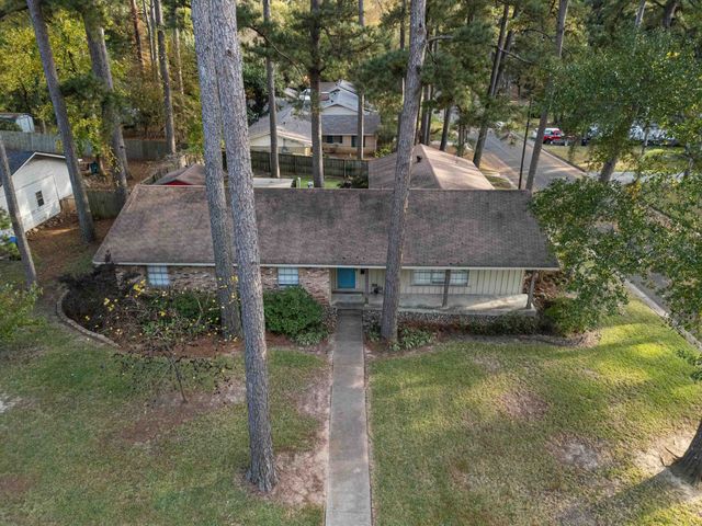 1100 Gardenia Ln., Longview, TX 75601