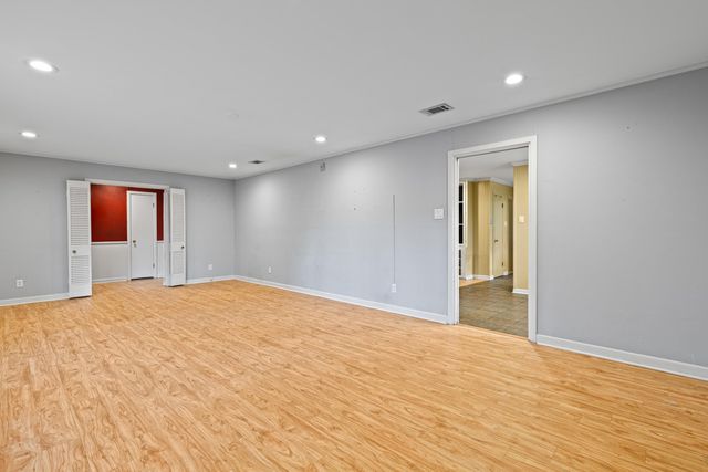 1100 Gardenia Ln., Longview, TX 75601