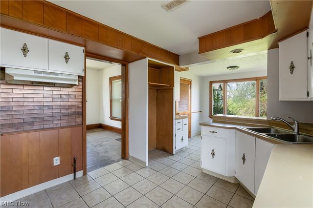 1631 W 8th Street, Ashtabula, OH 44004