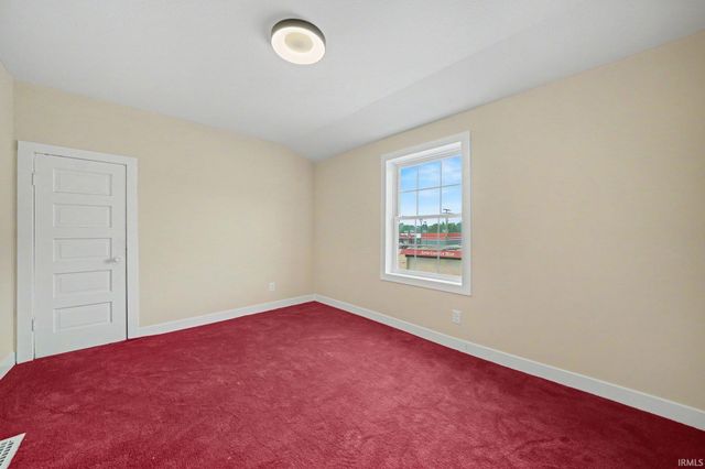 3902 W Western Avenue, South Bend, IN 46619