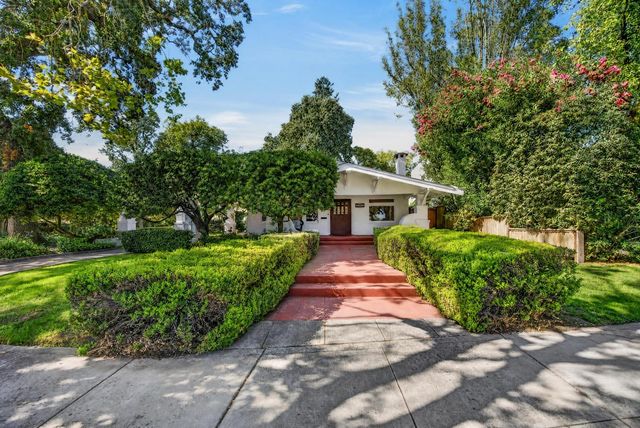 2409 Beverly Pl, Stockton, CA 95204