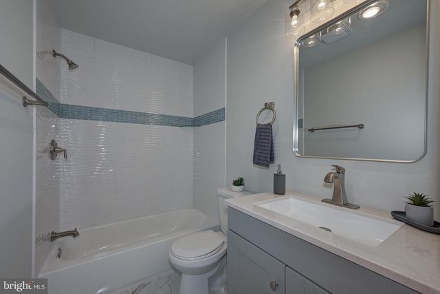 1332 HUNTER BLVD, Browns Mills, NJ 08015