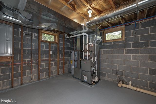 1332 HUNTER BLVD, Browns Mills, NJ 08015