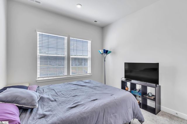 1040 Horse Whisper Run, Landrum, SC 29356