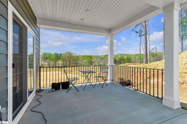 1040 Horse Whisper Run, Landrum, SC 29356