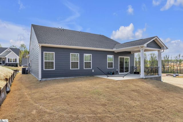 1040 Horse Whisper Run, Landrum, SC 29356