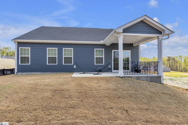 1040 Horse Whisper Run, Landrum, SC 29356