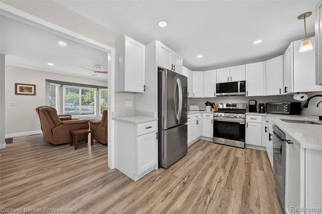 5475 Botsford Avenue, Sterling Heights, MI 48310