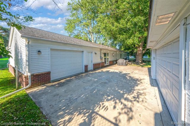 5475 Botsford Avenue, Sterling Heights, MI 48310