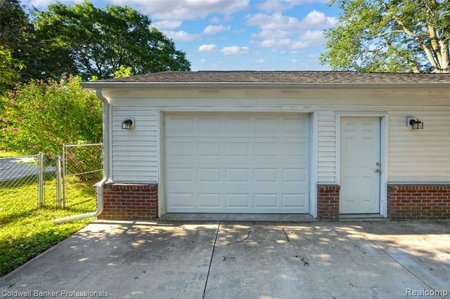 5475 Botsford Avenue, Sterling Heights, MI 48310