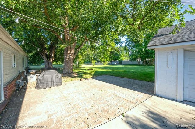 5475 Botsford Avenue, Sterling Heights, MI 48310