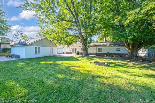 5475 Botsford Avenue, Sterling Heights, MI 48310