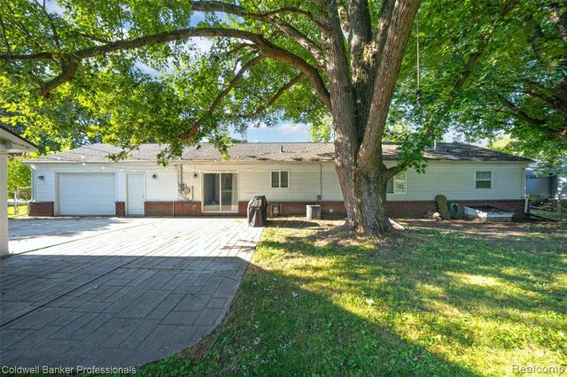 5475 Botsford Avenue, Sterling Heights, MI 48310