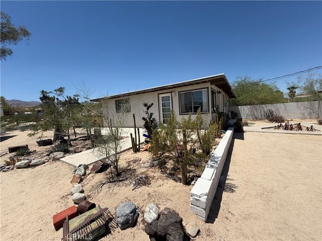 5605 Oasis, 29 Palms, CA 92277