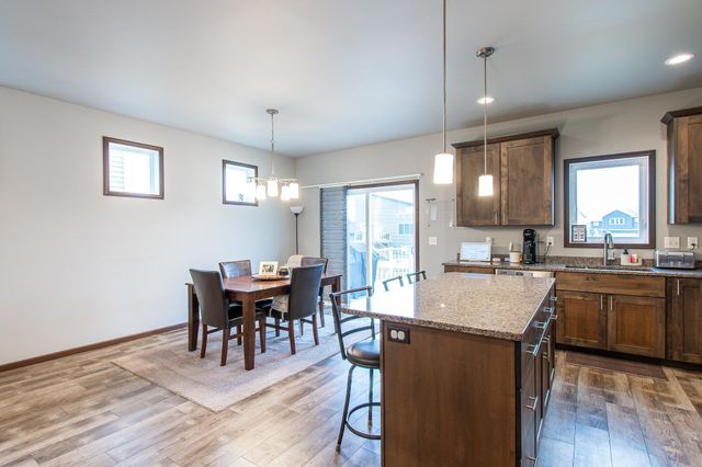 789 Albert Drive W, West Fargo, ND 58078