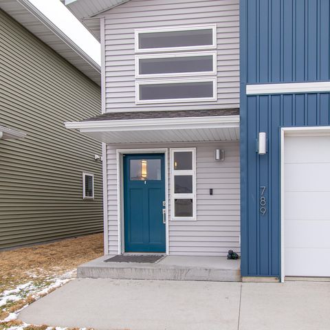 789 Albert Drive W, West Fargo, ND 58078