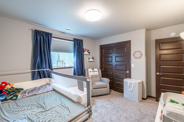 789 Albert Drive W, West Fargo, ND 58078