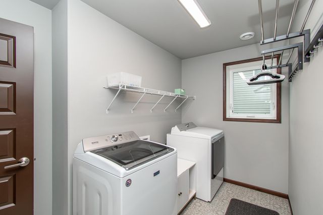 789 Albert Drive W, West Fargo, ND 58078