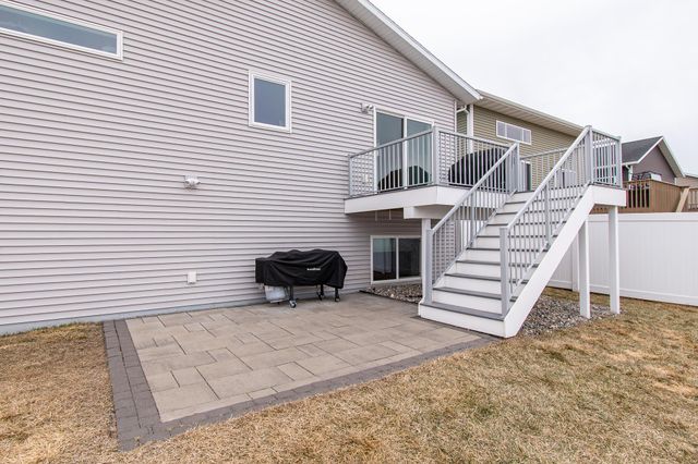 789 Albert Drive W, West Fargo, ND 58078