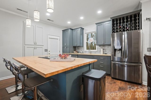 2523 Amber Creste Lane 11, Charlotte, NC 28212