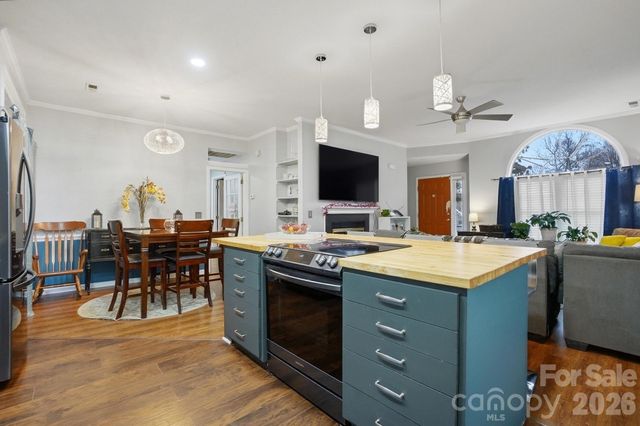 2523 Amber Creste Lane 11, Charlotte, NC 28212