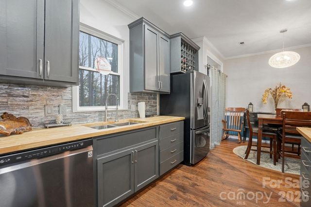 2523 Amber Creste Lane 11, Charlotte, NC 28212