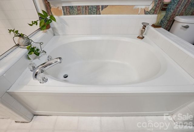 2523 Amber Creste Lane 11, Charlotte, NC 28212