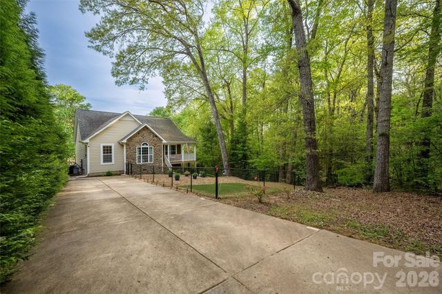 1325 Lytton Lane, Catawba, NC 28609