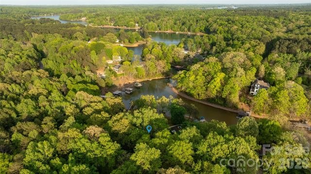 1325 Lytton Lane, Catawba, NC 28609