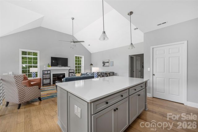 1325 Lytton Lane, Catawba, NC 28609