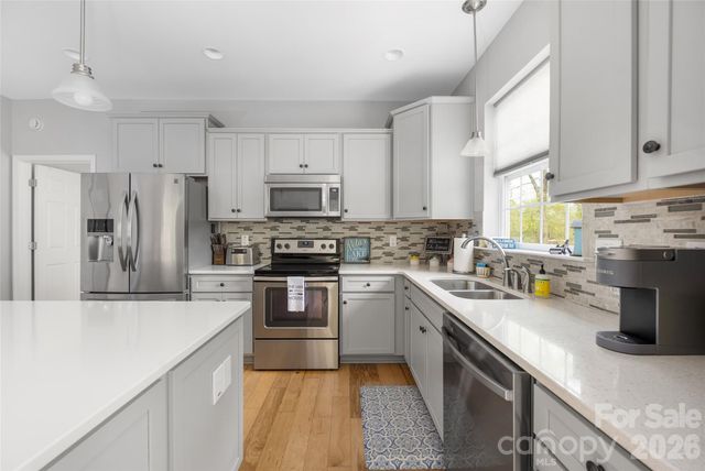 1325 Lytton Lane, Catawba, NC 28609