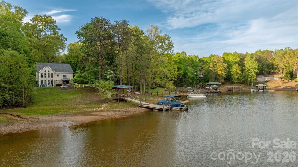 1325 Lytton Lane, Catawba, NC 28609