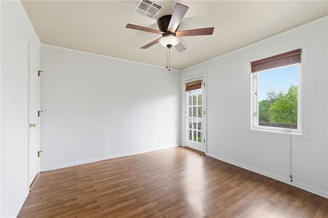 18325 Aberdeen Street, Stilwell, KS 66085