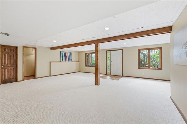 18325 Aberdeen Street, Stilwell, KS 66085