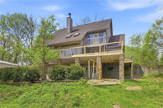 18325 Aberdeen Street, Stilwell, KS 66085