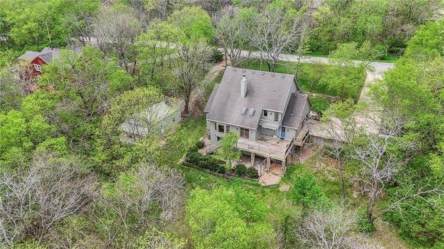 18325 Aberdeen Street, Stilwell, KS 66085