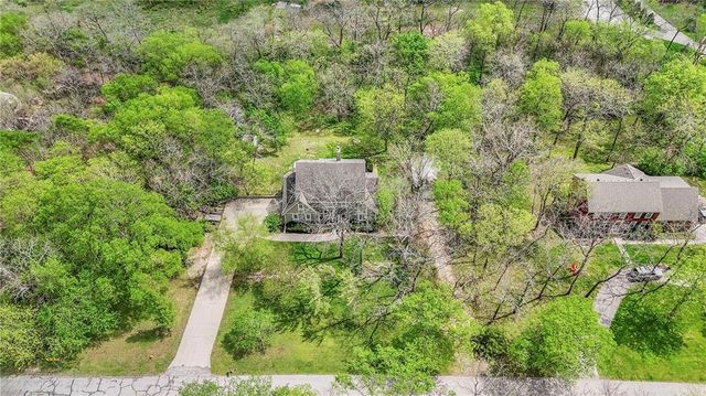 18325 Aberdeen Street, Stilwell, KS 66085