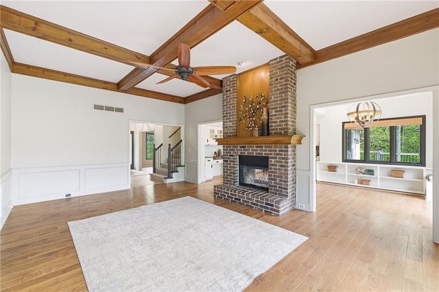 18325 Aberdeen Street, Stilwell, KS 66085