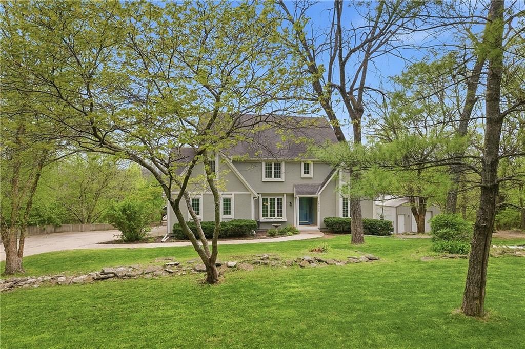 18325 Aberdeen Street, Stilwell, KS 66085