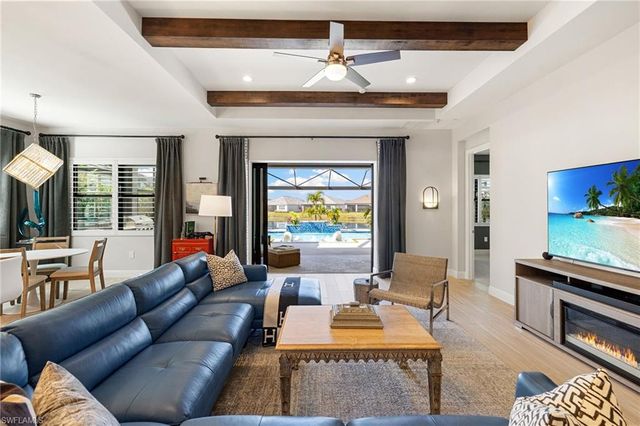 3967 Pegasus WAY, Naples, FL 34120