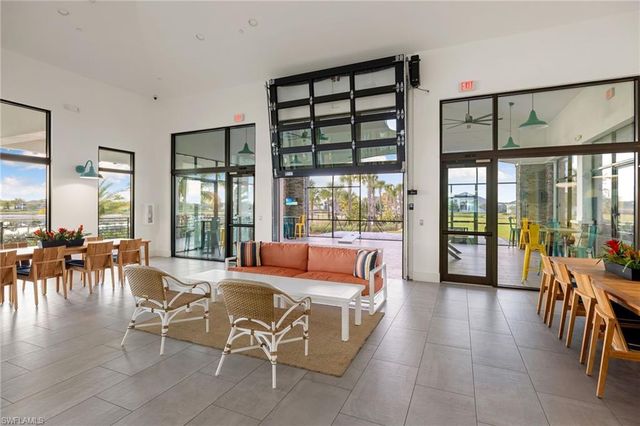 3967 Pegasus WAY, Naples, FL 34120